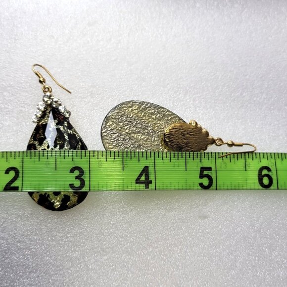 Leopard Pattern Glitter Oval Fish Hook Earrings - Picture 13 of 14